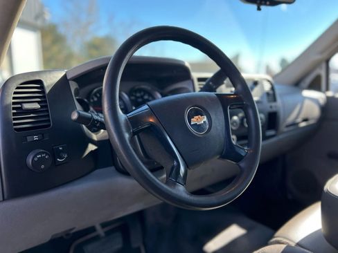 Used 2007 Chevrolet Silverado 3500 W/T image 17