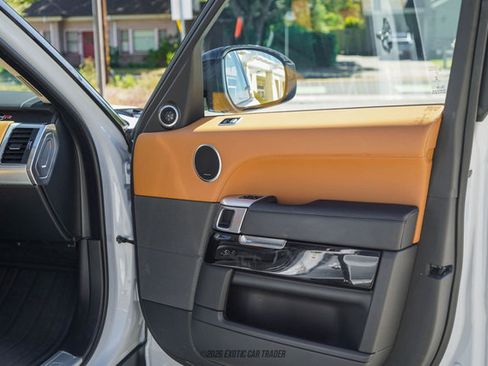 Used 2022 Land Rover Range Rover Sport SVR AWD/4WD image 59