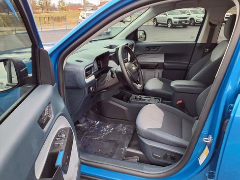 Used 2025 Ford Maverick XLT w/ XLT Luxury Package image 19