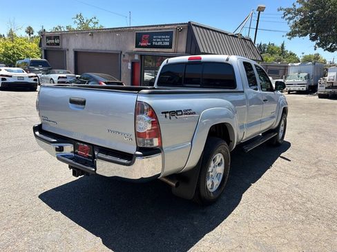 Used 2013 Toyota Tacoma PreRunner w/ TRD Off-Road Pkg RWD image 9