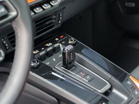 Certified 2025 Porsche 911 Carrera RWD image 27
