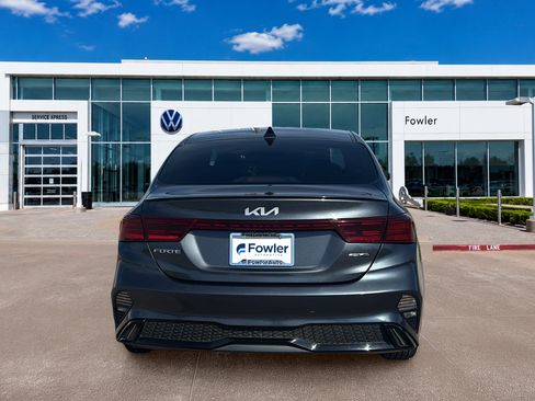 Used 2022 Kia Forte GT-Line FWD image 6