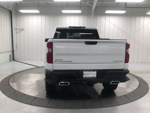 Used 2019 Chevrolet Silverado 1500 Custom Trail Boss w/ Infotainment Package AWD/4WD image 7