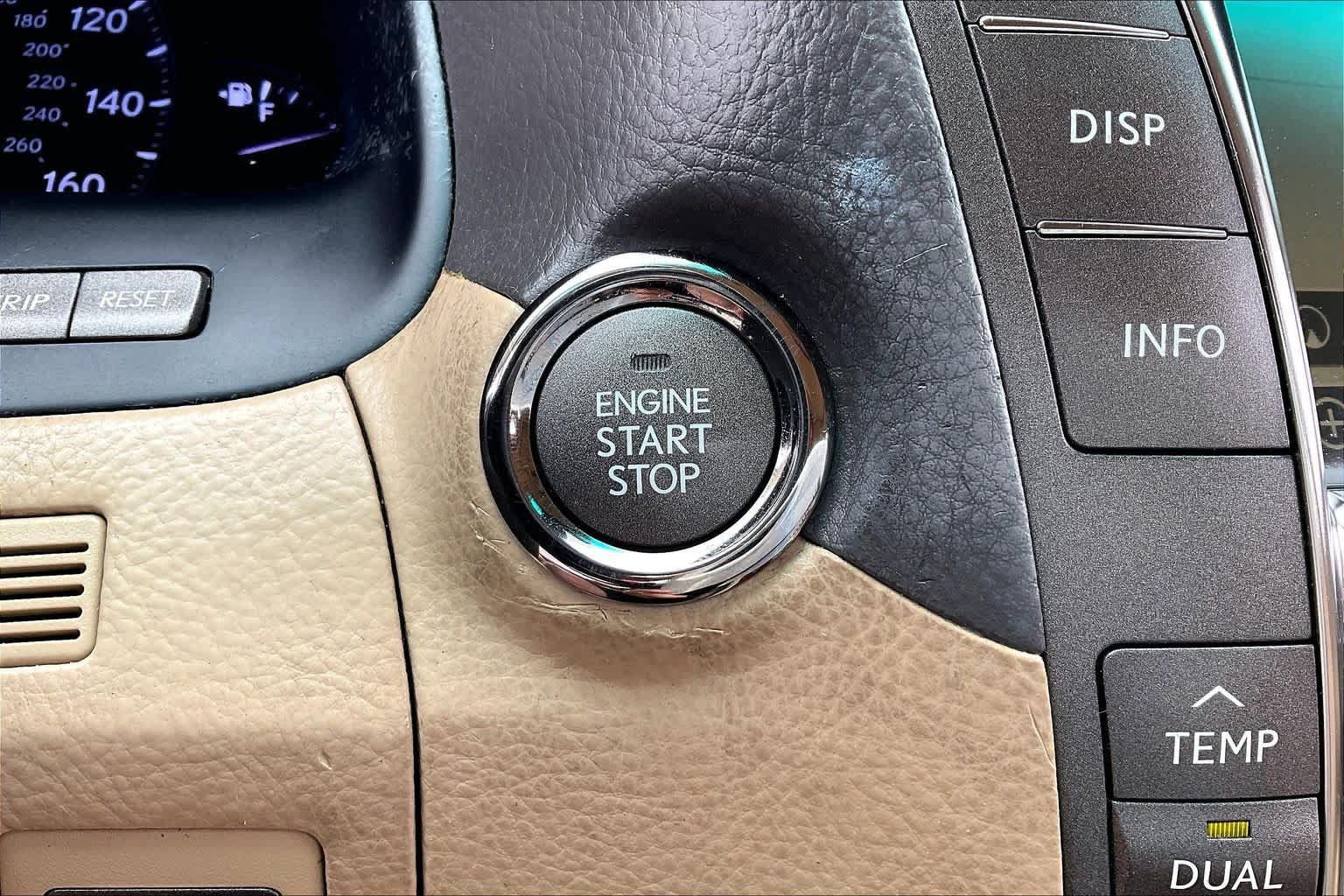 Used 2007 Lexus LS 460 RWD image 31