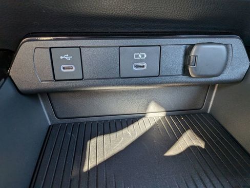 Used 2024 Toyota Prius Prime image 18