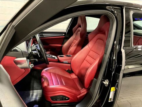 Certified 2023 Porsche Panamera GTS AWD/4WD image 5