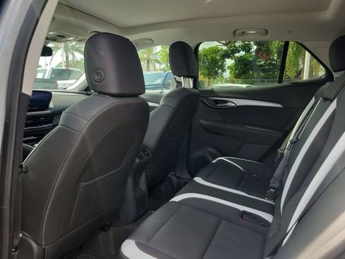 Used 2025 Buick Envision Sport Touring AWD/4WD image 10