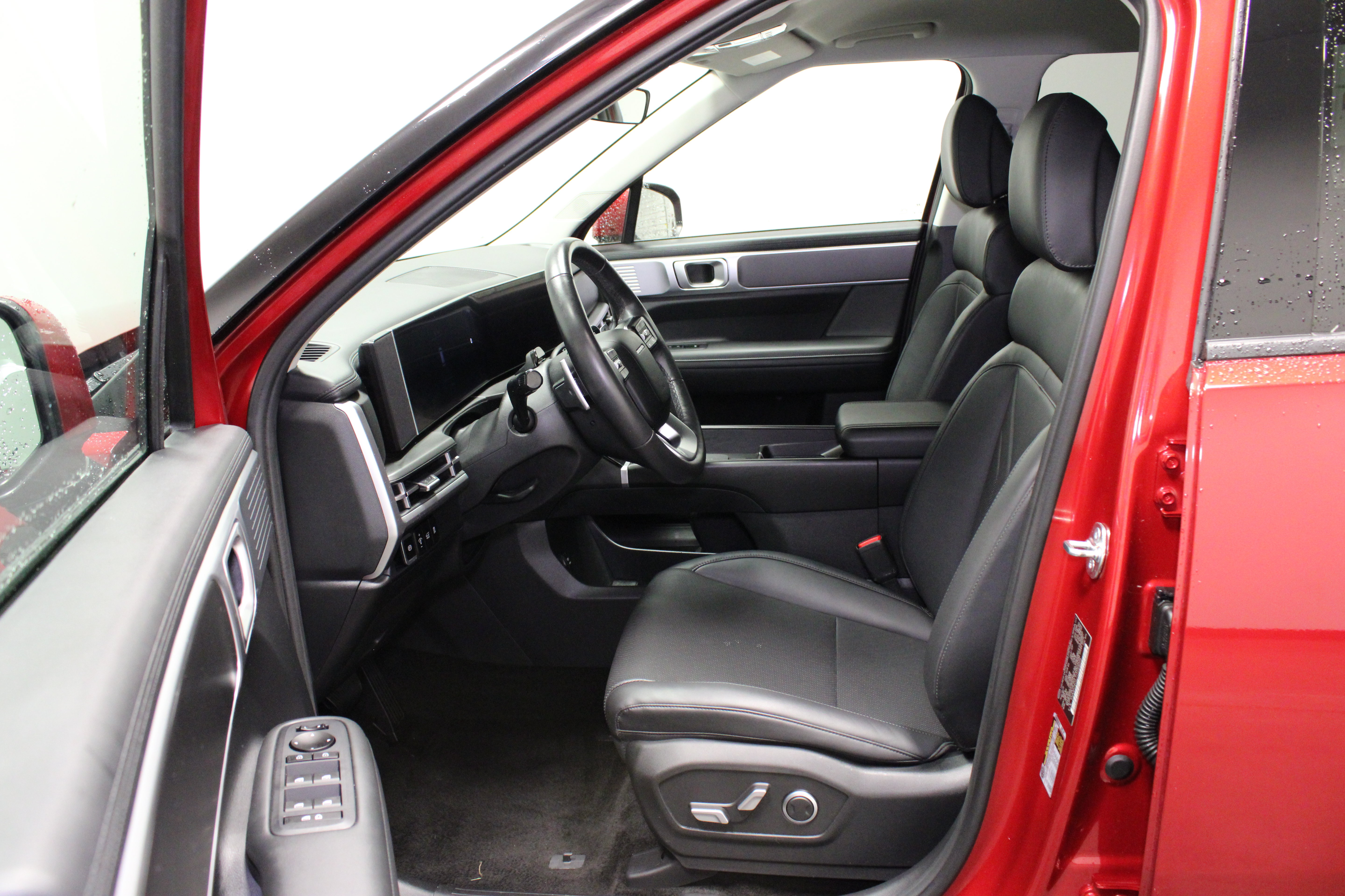 Used 2026 Hyundai Santa Fe SEL FWD image 17