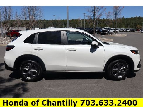 Certified 2026 Honda HR-V LX image 8