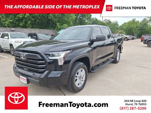 Used 2026 Toyota Tundra SR5 AWD/4WD image 1