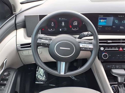 Certified 2025 Hyundai Tucson SEL image 16