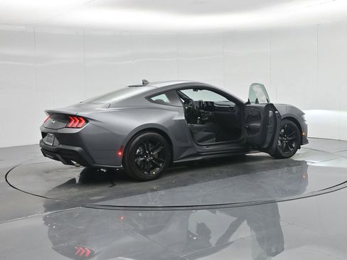 New 2026 Ford Mustang GT image 5