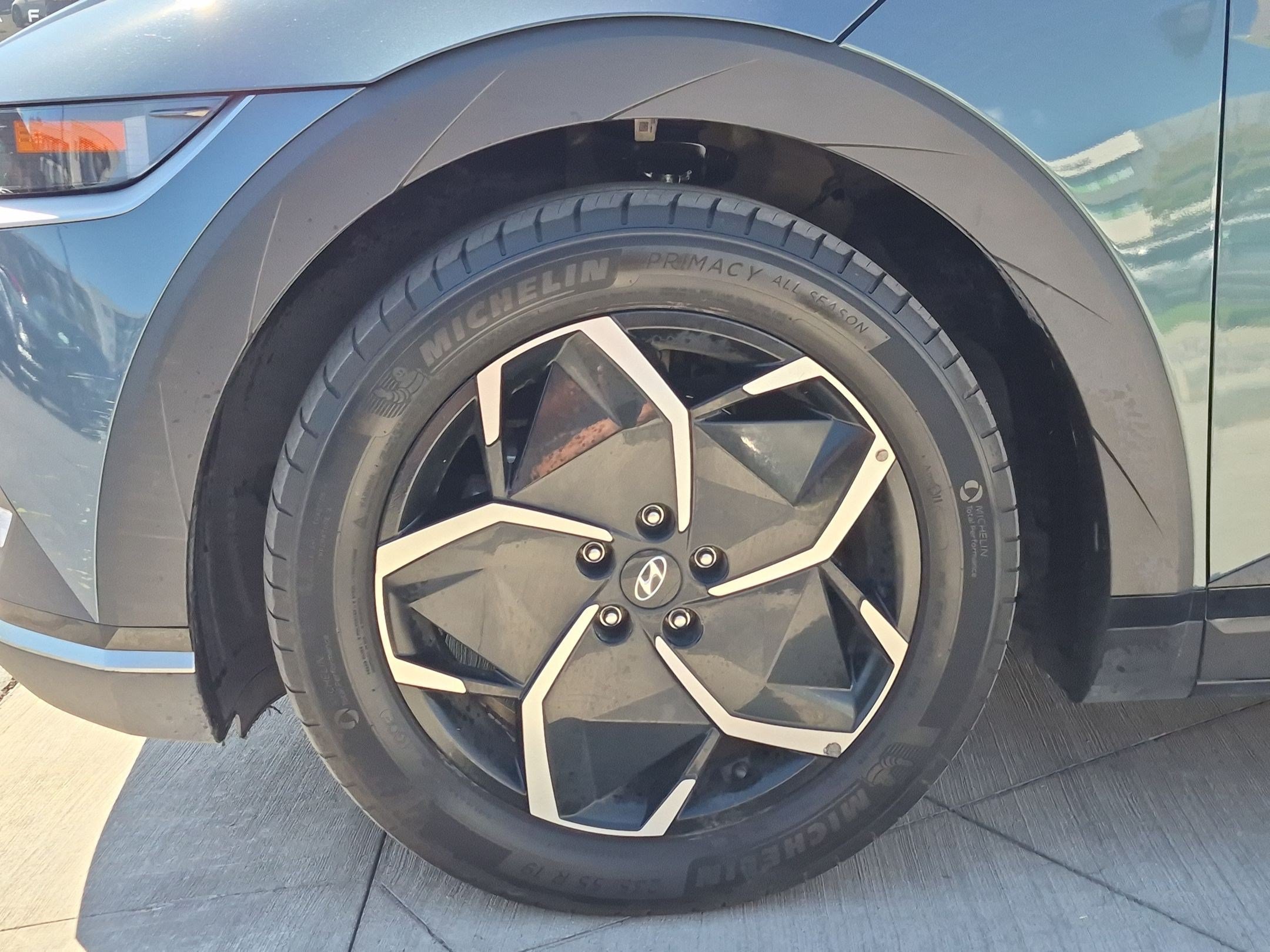 Certified 2024 Hyundai Ioniq 5 SEL AWD/4WD image 13