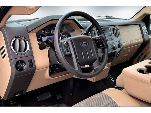 Used 2015 Ford F350 XLT w/ XLT Value Package image 17