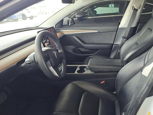 Used 2022 Tesla Model 3 RWD image 6