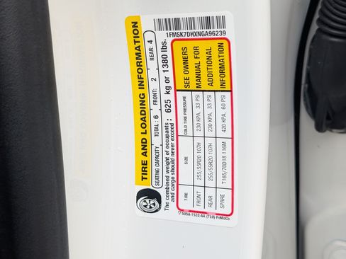 Used 2022 Ford Explorer XLT w/ Equipment Group 202A RWD image 42