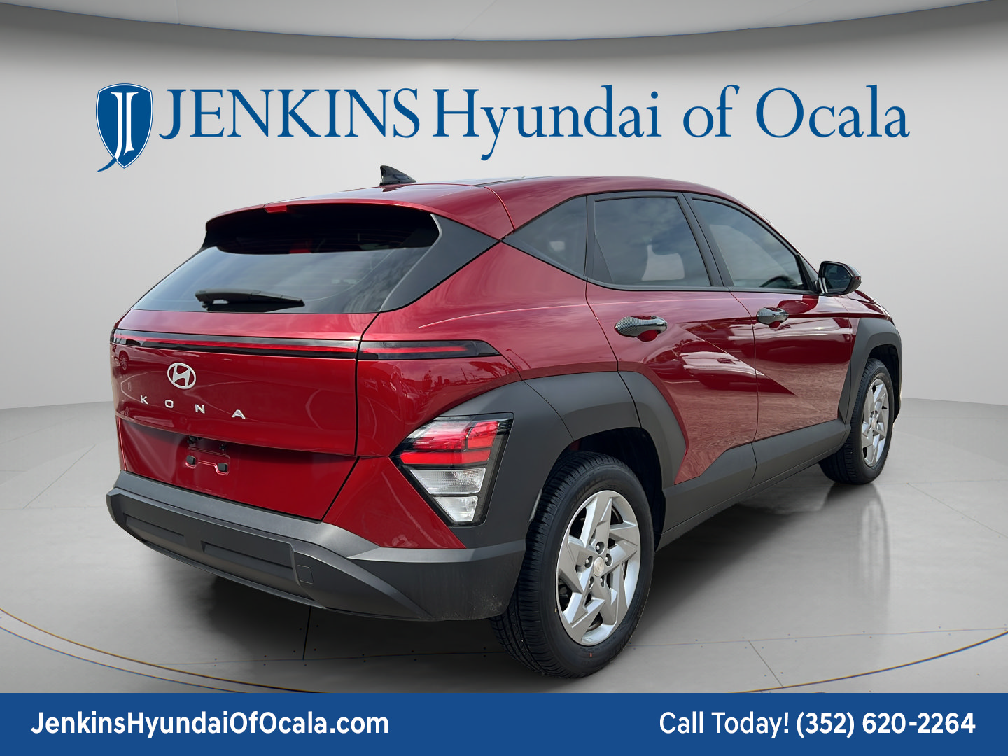 Certified 2025 Hyundai Kona SE FWD image 3
