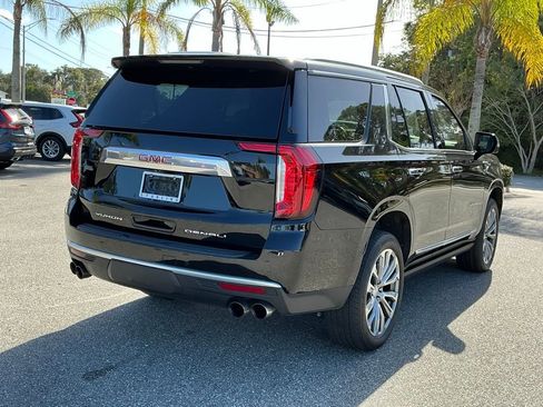 Used 2021 GMC Yukon Denali w/ Denali Premium Package image 7