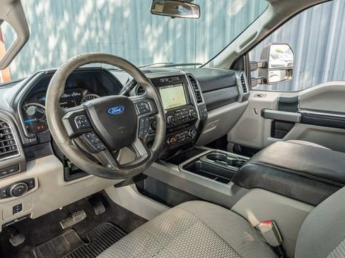 Used 2017 Ford F250 XLT w/ XLT Value Package AWD/4WD image 23