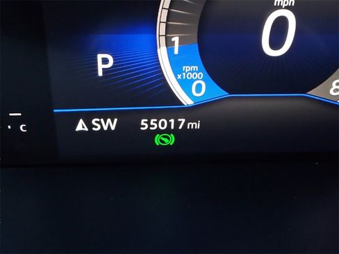 Used 2024 Volkswagen Taos SE image 13