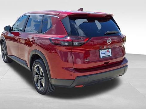 Used 2025 Nissan Rogue SV image 7