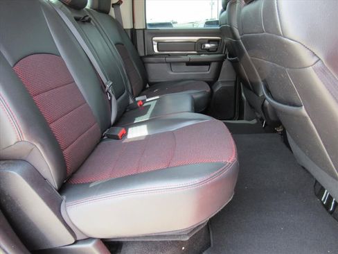 Used 2016 RAM 1500 Sport w/ Torred Sport Package AWD/4WD image 31