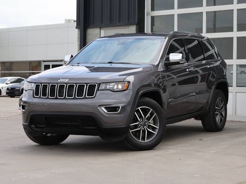 Used 2021 Jeep Grand Cherokee Limited AWD/4WD image 3