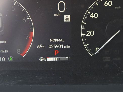 Used 2024 Honda HR-V Sport image 14