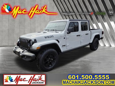 Used 2023 Jeep Gladiator Willys image 1