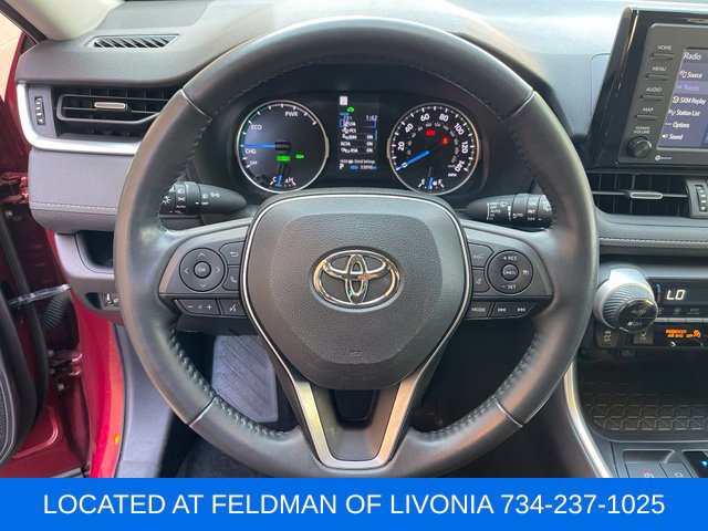 Used 2022 Toyota RAV4 XLE Premium AWD/4WD image 11