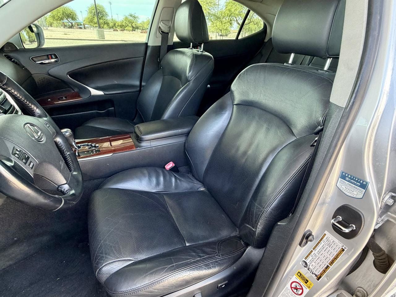 Used 2007 Lexus IS 350 RWD image 9