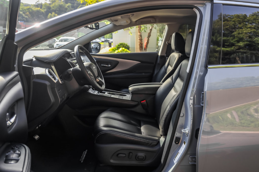 Used 2024 Nissan Murano SV w/ SV Midnight Edition Package AWD/4WD image 26