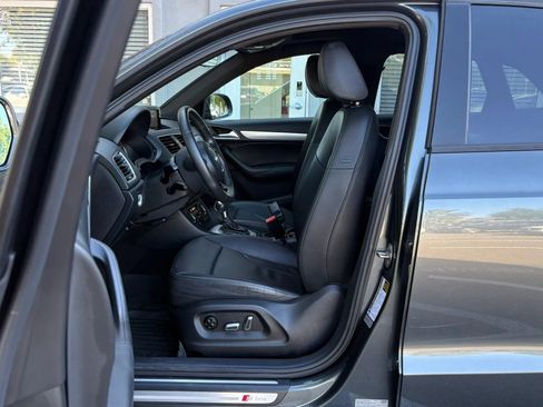 Used 2018 Audi Q3 2.0T Premium w/ Convenience Package FWD image 9