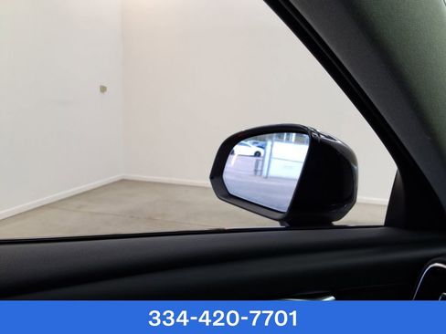 New 2025 Volvo XC40 B5 Plus w/ Protection Package Premier image 25