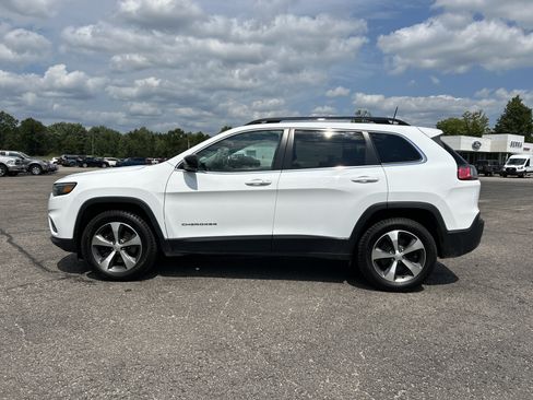 Used 2022 Jeep Cherokee Limited AWD/4WD image 6