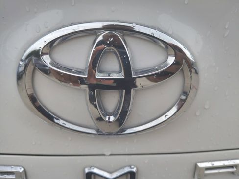 Used 2024 Toyota Camry SE FWD image 18