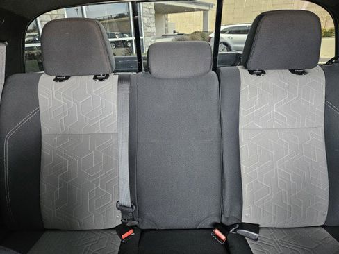 Used 2022 Toyota Tacoma TRD Off-Road image 22