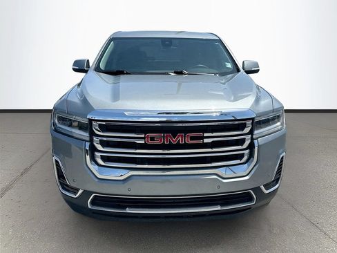 Used 2023 GMC Acadia SLE FWD image 2