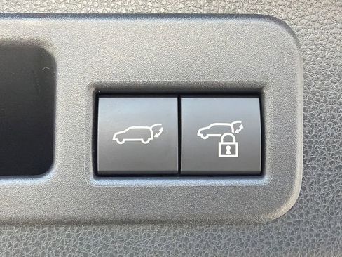Used 2026 Toyota 4Runner TRD Off-Road Premium AWD/4WD image 19