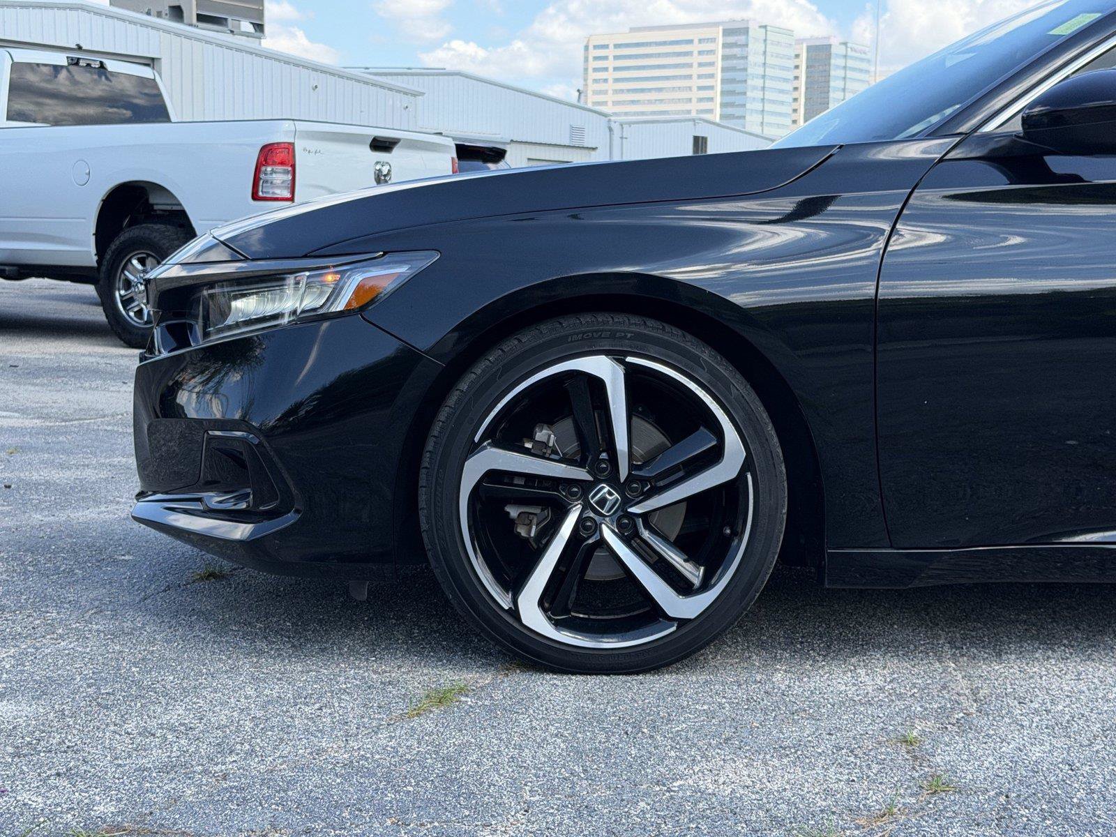 Used 2021 Honda Accord Sport image 10