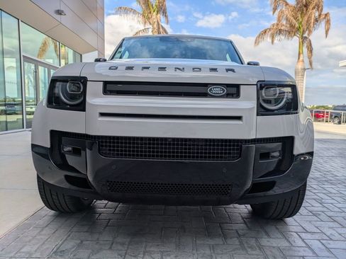 New 2026 Land Rover Defender 110 X-Dynamic SE AWD/4WD image 10