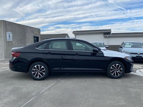 New 2026 Volkswagen Jetta S image 2