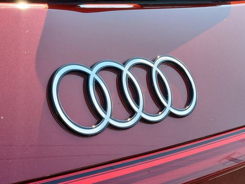 Used 2025 Audi Q5 Premium Plus w/ Premium Plus AWD/4WD image 29