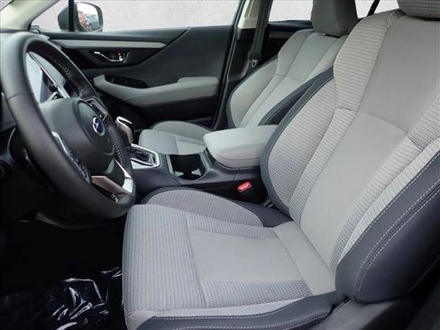 Used 2025 Subaru Outback Premium w/ Popular Package #1A image 12