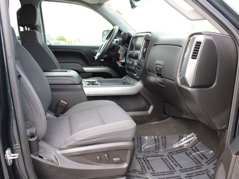 Used 2018 Chevrolet Silverado 1500 LT w/ All Star Edition image 19