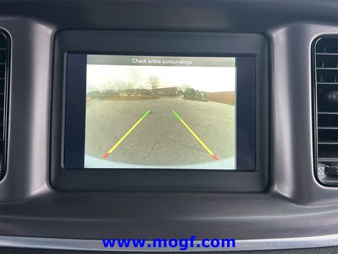 Used 2021 Dodge Charger SXT w/ Blacktop Package image 6