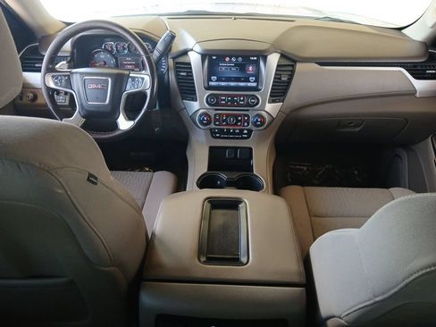 Used 2015 GMC Yukon XL SLE w/ Convenience Package RWD image 10