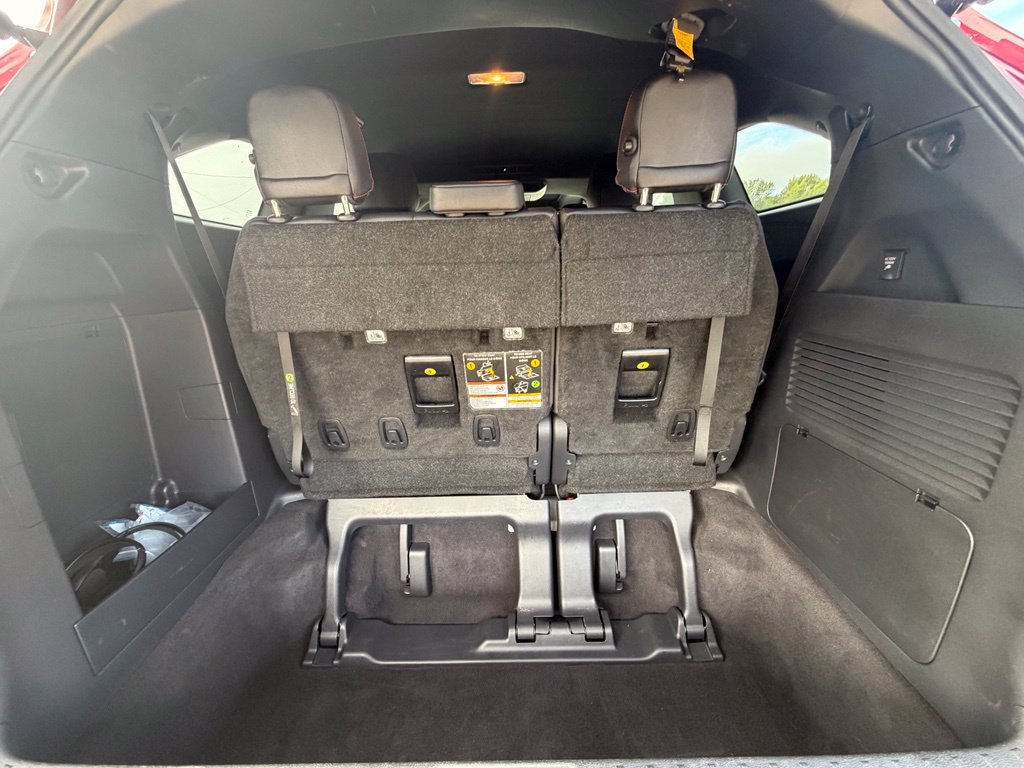 Used 2025 Toyota Sienna XSE w/ XSE Plus Package FWD image 42