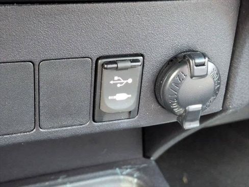 Certified 2017 Toyota RAV4 XLE w/ Plus Special Value Package FWD image 21