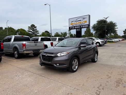 Used 2017 Honda HR-V EX image 41
